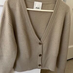 Cashmere cardigan sweater
Allude. Size Small
